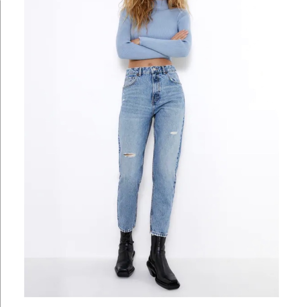 Zara Ripped Mom Fit Jeans Blue